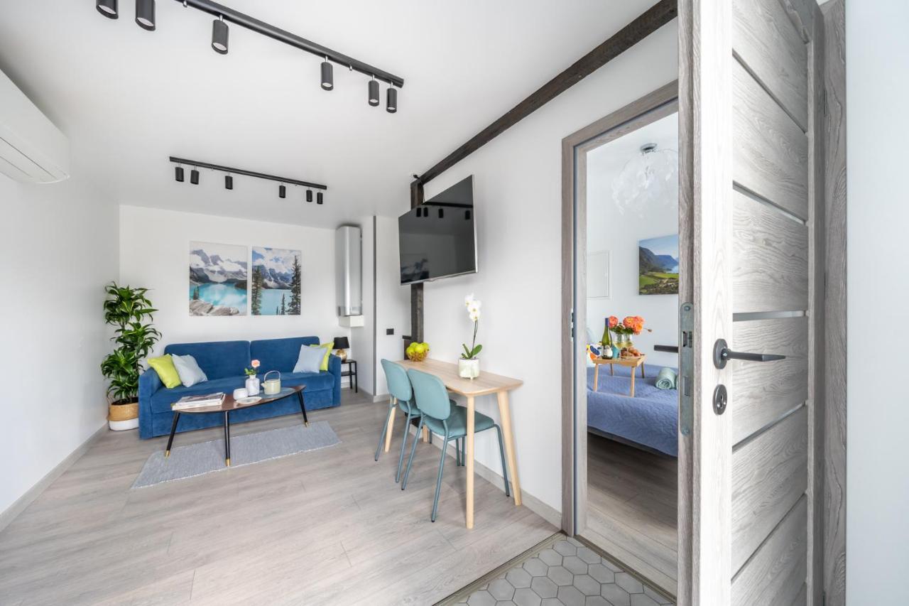 Family Garden House With Free Private Parking & Playground Villa Riga Eksteriør billede