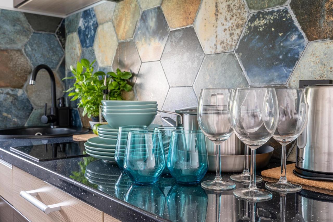 Family Garden House With Free Private Parking & Playground Villa Riga Eksteriør billede